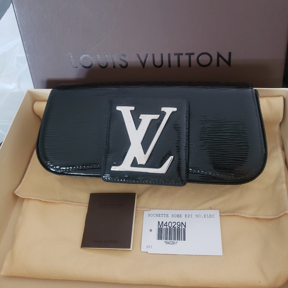 Louis Vuitton Sobe Clutch Epi Noir (M4029N)